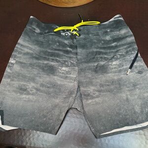 Lululemon swimsuit - 32